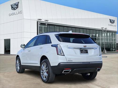 2025 Cadillac XT5 Sport