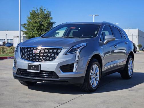 Argent Silver Metallic 2026 Cadillac XT5 Luxury