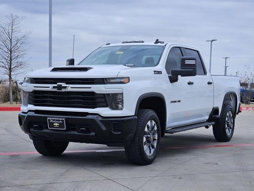 2024 Chevrolet Silverado 2500 Custom