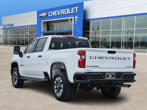 2024 Chevrolet Silverado 2500 Custom