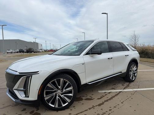 2024 Cadillac LYRIQ Luxury