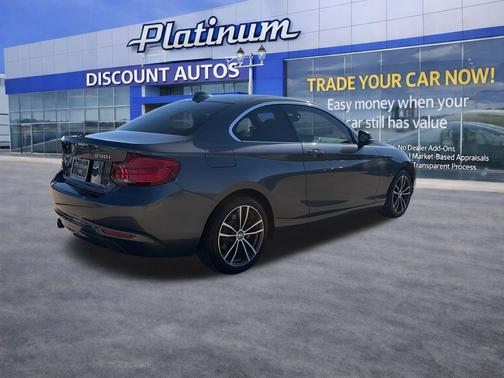 2018 BMW 230 i
