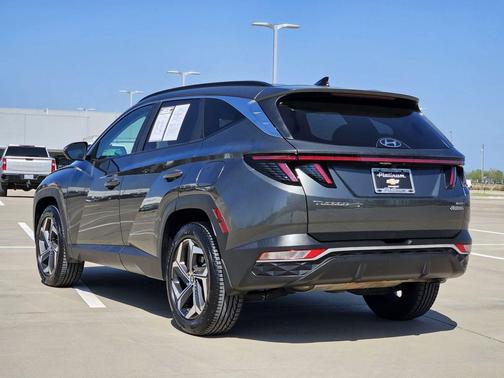 2023 Hyundai TUCSON SEL