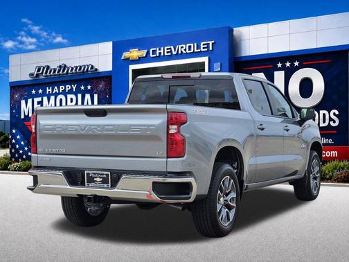 Sterling Gray Metallic 2026 Chevrolet Silverado 1500 LT