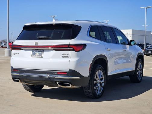 2025 Buick Enclave Preferred FWD