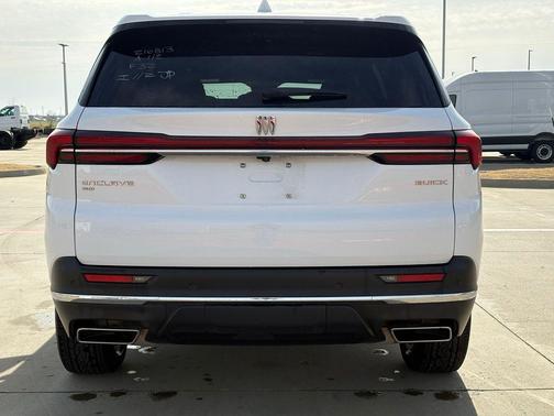 2025 Buick Enclave Preferred FWD