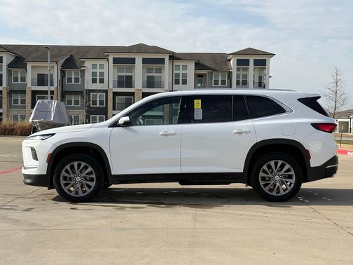 2025 Buick Enclave Preferred FWD