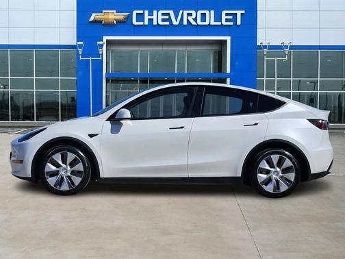 2023 Tesla Model Y Long Range Dual Motor All-Wheel Drive