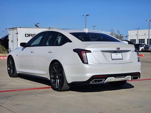 2022 Cadillac CT5 Sport