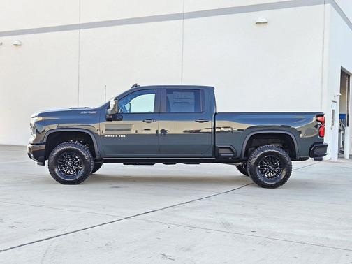 2026 Chevrolet Silverado 2500 ZR2