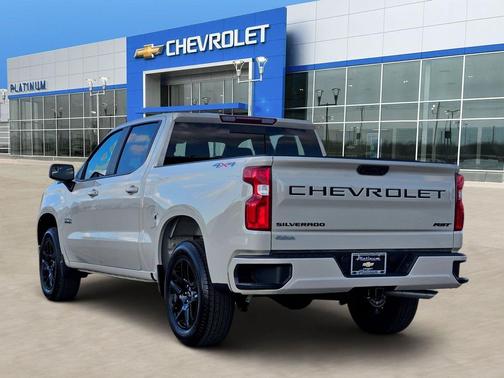 White Sands 2026 Chevrolet Silverado 1500 RST