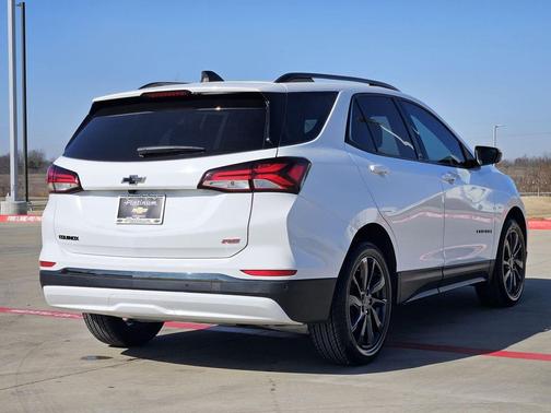 2022 Chevrolet Equinox FWD RS