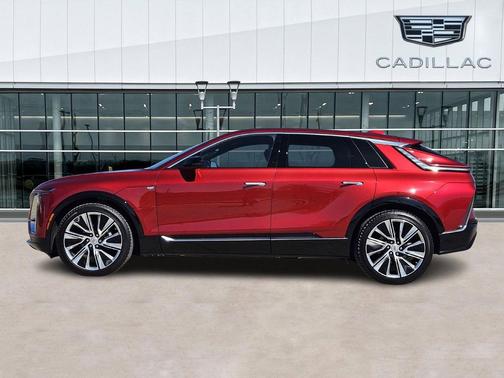 2024 Cadillac LYRIQ Luxury