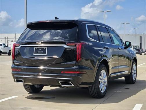 2025 Cadillac XT6 Luxury FWD
