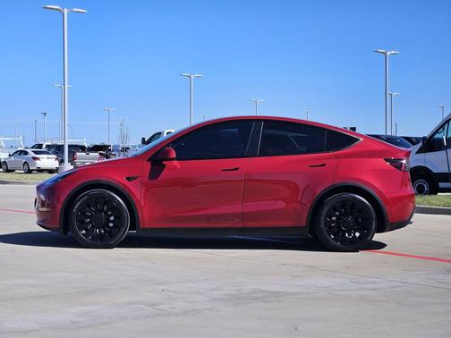2022 Tesla Model Y Long Range Dual Motor All-Wheel Drive