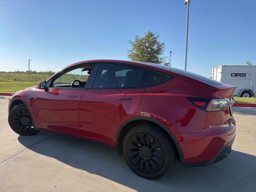2022 Tesla Model Y Long Range Dual Motor All-Wheel Drive