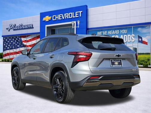 Sterling Gray Metallic 2026 Chevrolet Trax FWD ACTIV