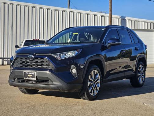 2019 Toyota RAV4 XLE Premium