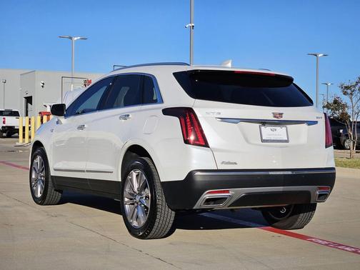 2025 Cadillac XT5 Premium Luxury