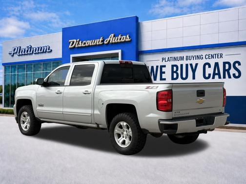 Silver Ice Metallic 2017 Chevrolet Silverado 1500 2LT
