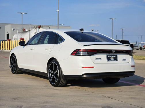 2024 Honda Accord Hybrid Base