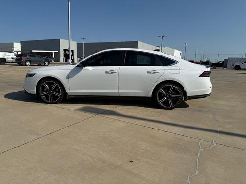 2024 Honda Accord Hybrid Base