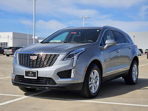 2026 Cadillac XT5 Luxury