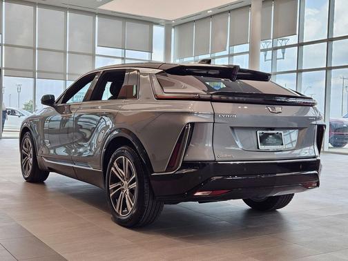 2025 Cadillac LYRIQ Luxury