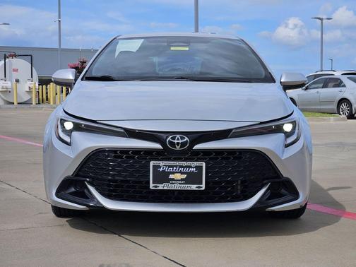 Classic Silver Metallic 2024 Toyota Corolla SE