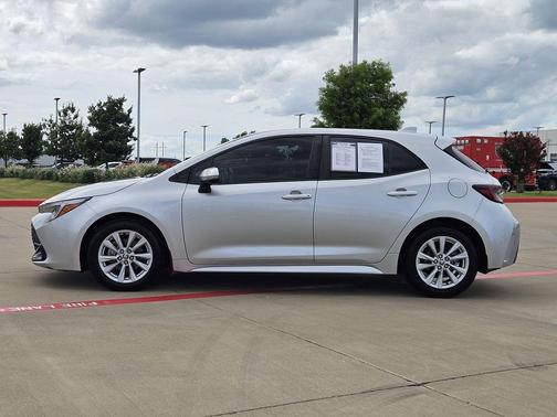 Classic Silver Metallic 2024 Toyota Corolla SE