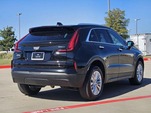 2024 Cadillac XT4 Luxury