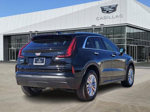 2024 Cadillac XT4 Luxury
