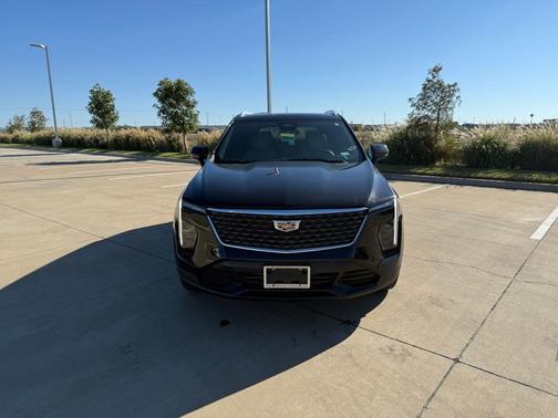 2024 Cadillac XT4 Luxury