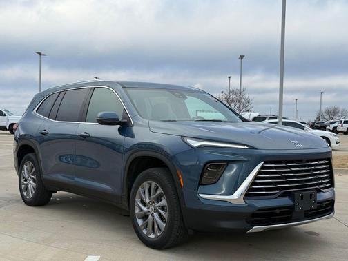 2025 Buick Enclave Preferred FWD