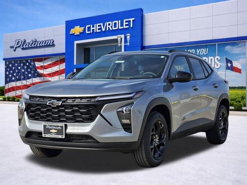 Sterling Gray Metallic 2026 Chevrolet Trax LT