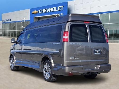 2023 Chevrolet Express 2500 RWD 2500 Extended Wheelbase WT