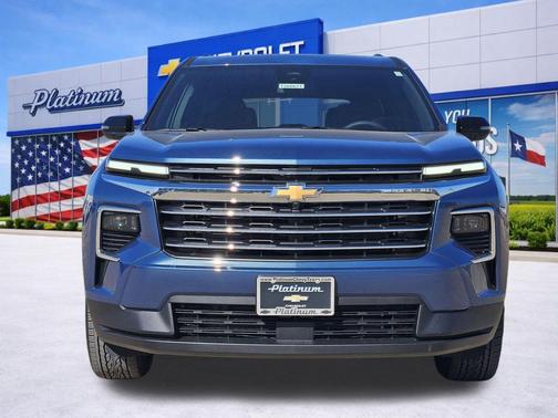 Lakeshore Blue Metallic 2026 Chevrolet Traverse LT