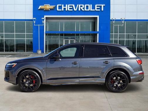 Daytona Gray Pearl Effect 2025 Audi SQ7 4.0T Prestige