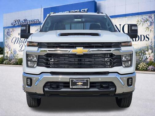 Summit White 2026 Chevrolet Silverado 3500 LT