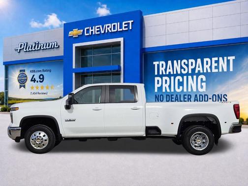 Summit White 2026 Chevrolet Silverado 3500 LT