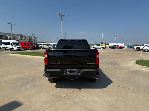 2019 Chevrolet Silverado 1500 Custom