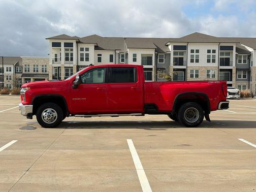 2022 Chevrolet Silverado 3500 LT
