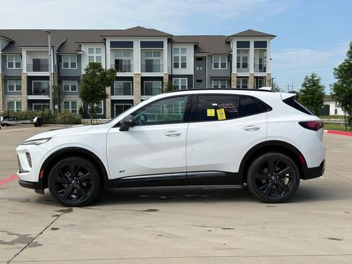 Summit White 2025 Buick Envision Sport Touring AWD