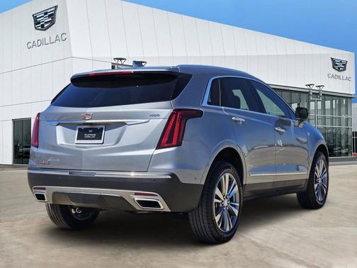 Argent Silver Metallic 2026 Cadillac XT5 Premium Luxury