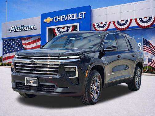 Mosaic Black Metallic 2026 Chevrolet Traverse LT
