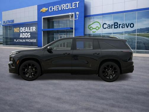Mosaic Black Metallic 2025 Chevrolet Traverse RS
