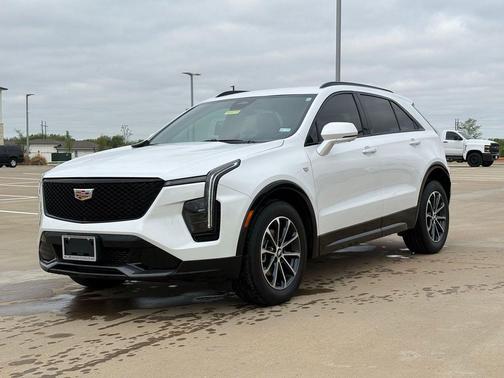 Crystal White Tricoat 2025 Cadillac XT4 Sport