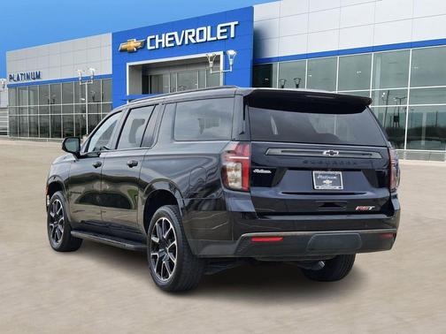 2022 Chevrolet Suburban RST