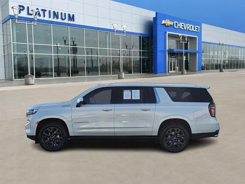 2024 Chevrolet Suburban 4WD High Country