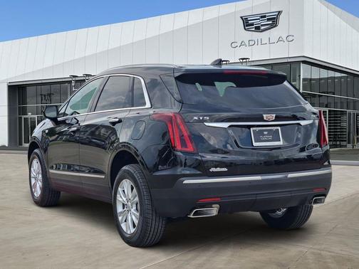 Stellar Black Metallic 2026 Cadillac XT5 Luxury